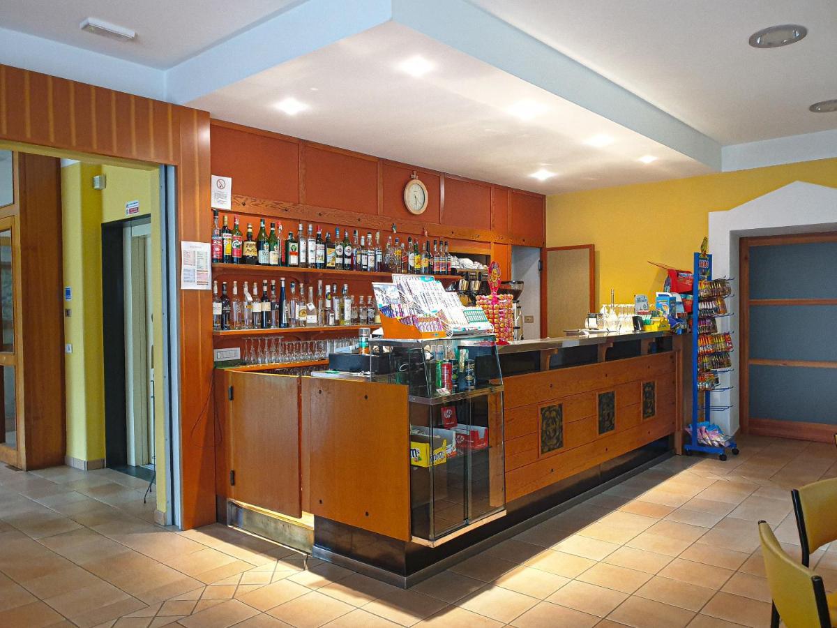 Hotel Fior Di Monte 카스포조 외부 사진
